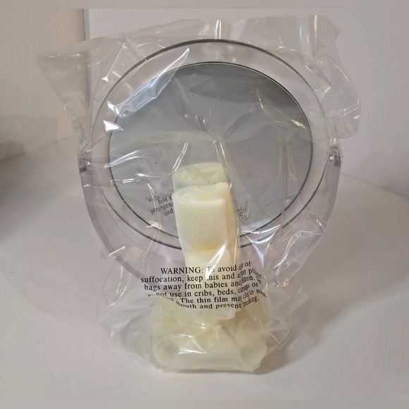 Dual Sided Magnifying Travel Mirror, Free Standing Makeup Vanity Defining Beauty - Picture 5 of 11